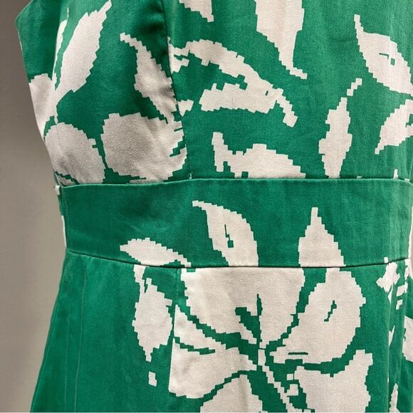 Studio I Floral Green and White Sleeveless v-neck formal Dress size 14 - Picture 4 of 14